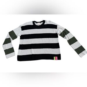 Lisa Todd sweater striped unique fro t to back size small